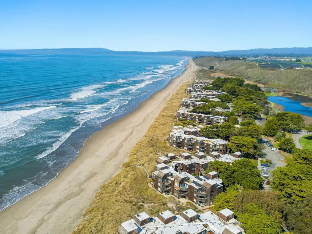 101 Shell Drive 64, Watsonville, California 95076 home-pic-26